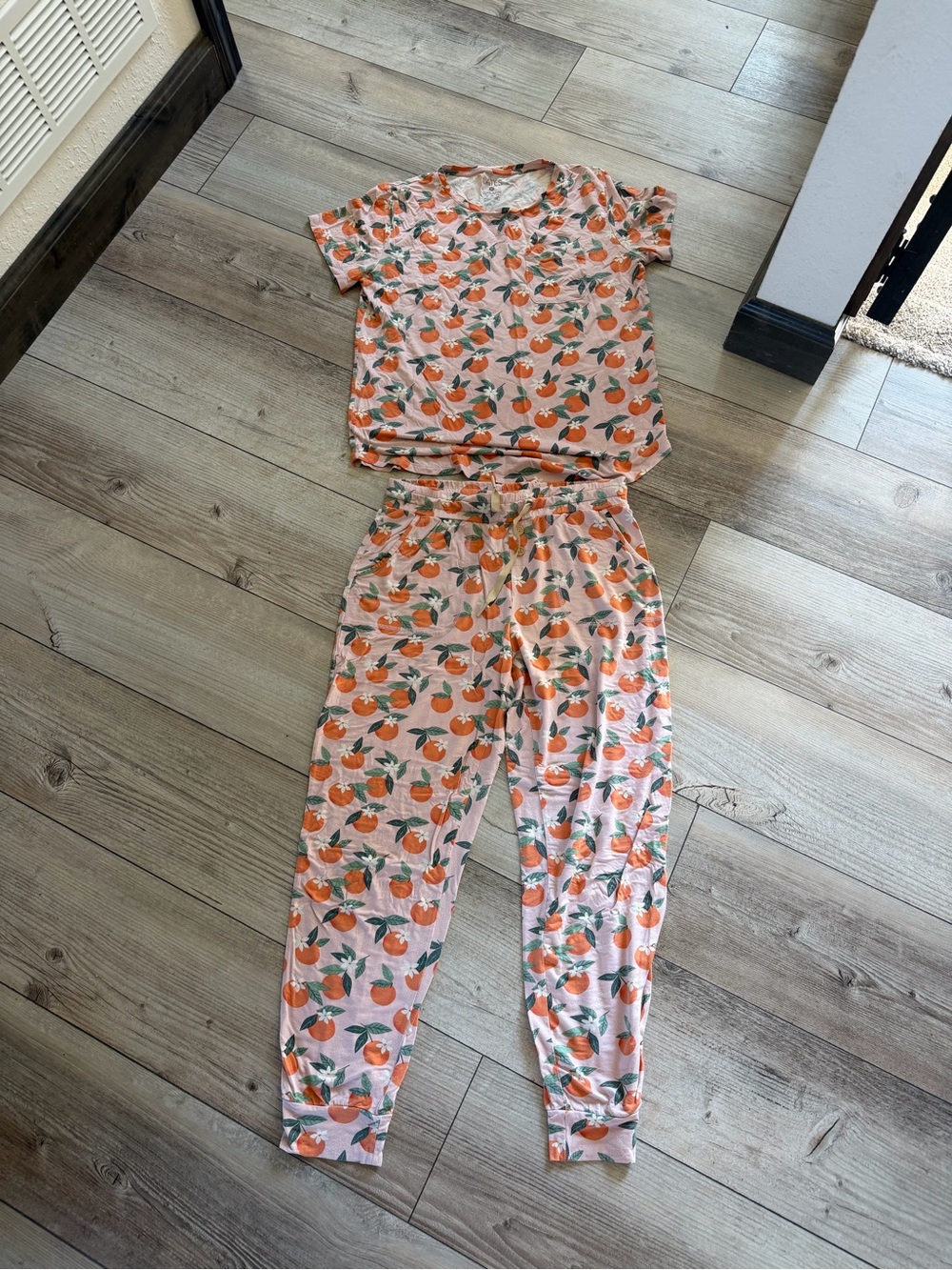 Women’s Peach Print Pajama Set - Soft Pink